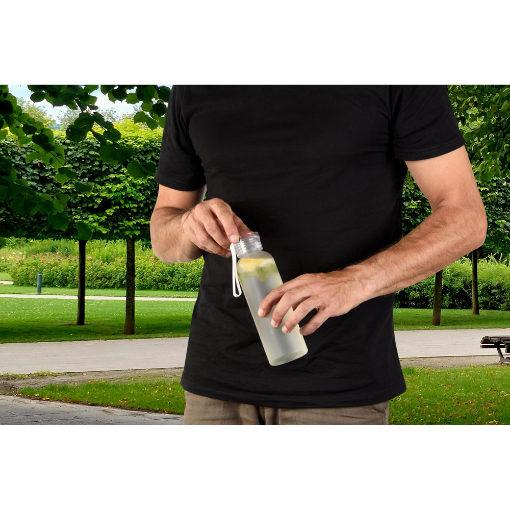 SQU 3932 - CARGNIN. Squeeze esportiva em PET 100% reciclado, com acabamento fosco 600 mL - Imagem 4